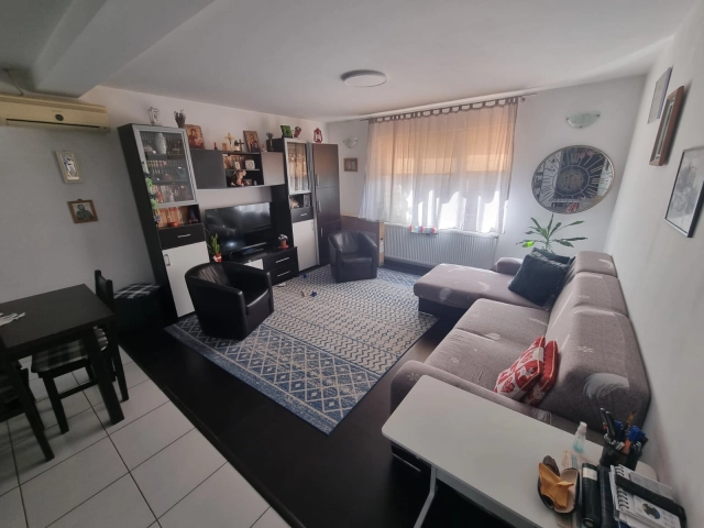 Casa 6 camere - Tatarasi