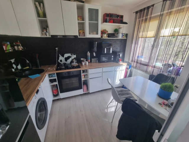 Casa 6 camere - Tatarasi