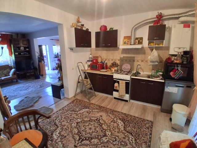 Casa 4 camere - Popas Pacurari