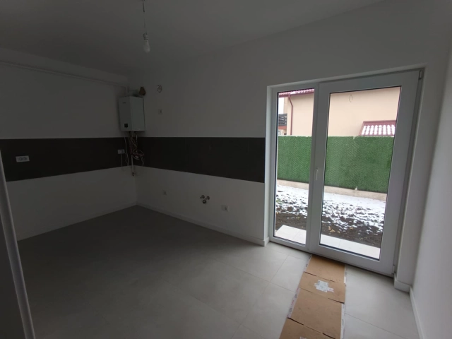 Casa 4 camere - Valea Lupului