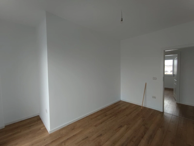 Casa 4 camere - Valea Lupului