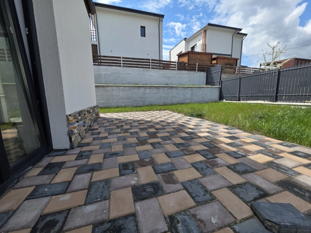 Casa 3 camere - CUG