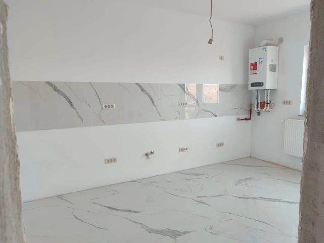 Casa 4 camere - Miroslava