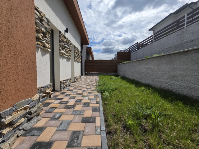 Casa 3 camere - CUG