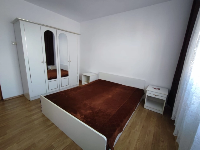 Casa 5 camere - Miroslava