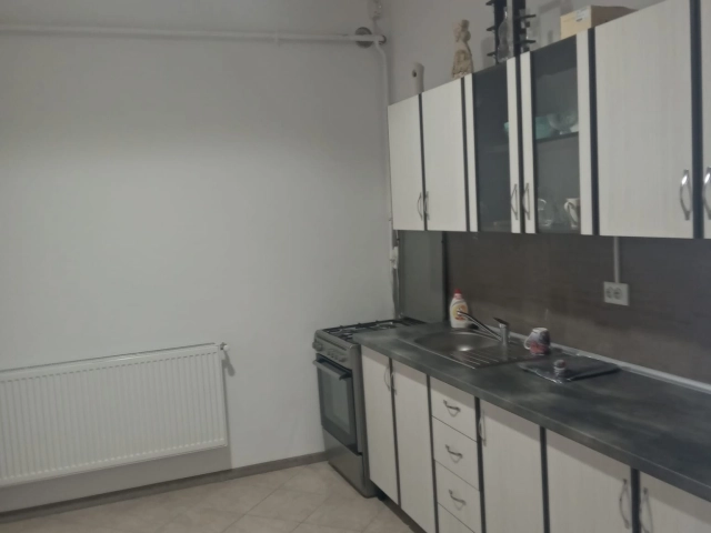 Casa 5 camere - Ciurbesti