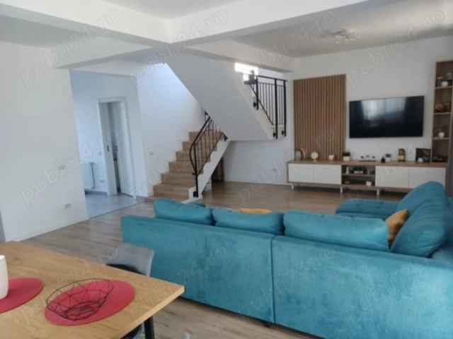 Casa 4 camere - Miroslava