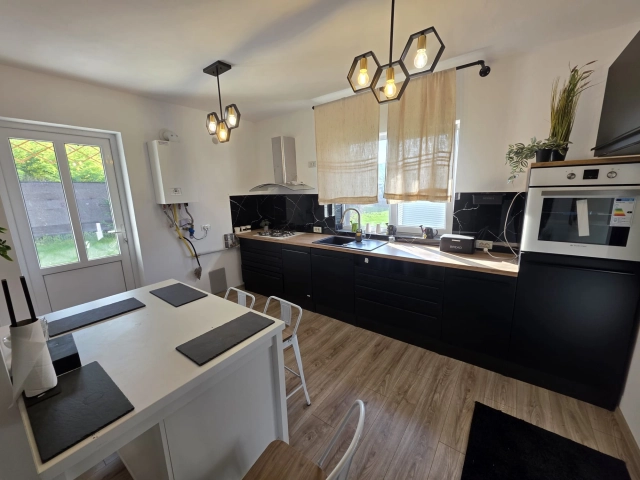 Casa 5 camere - Valea Lupului