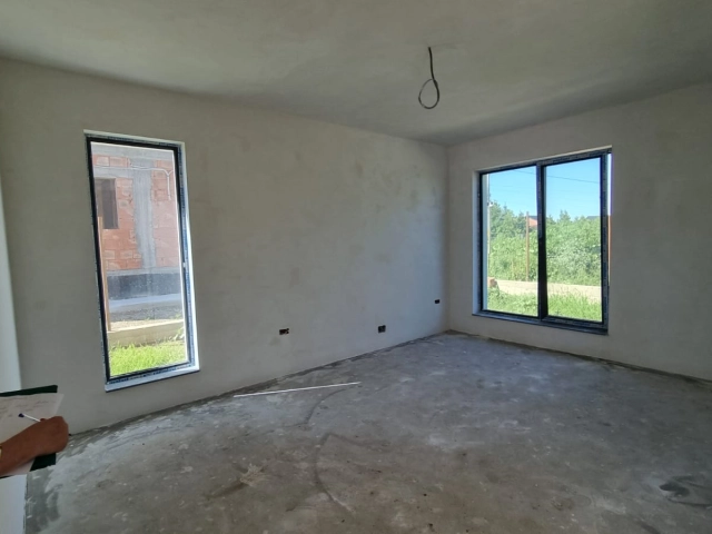 Casa 3 camere - Visani