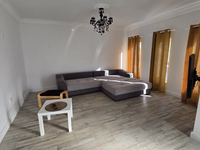 Casa 3 camere - Lunca Cetatuii