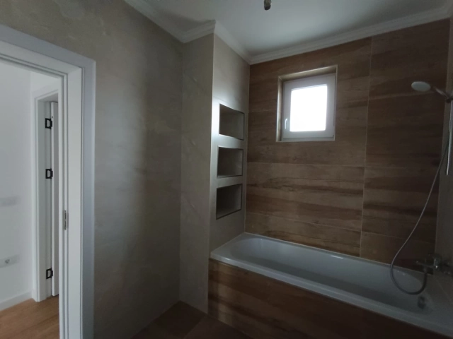 Casa 4 camere - Valea Lupului