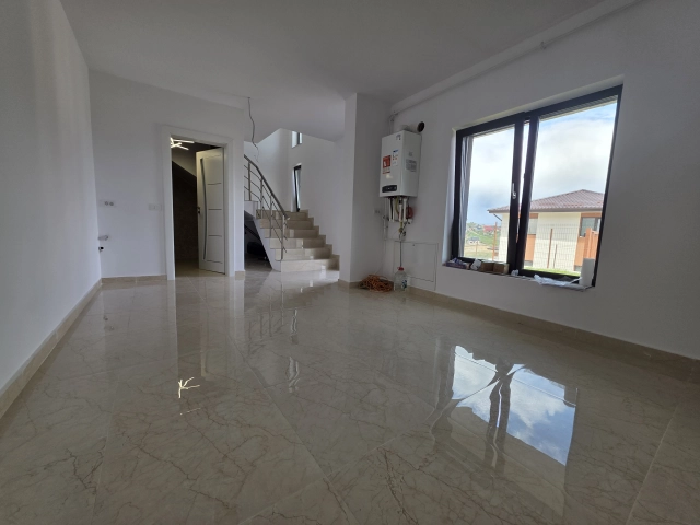 Casa 3 camere - CUG