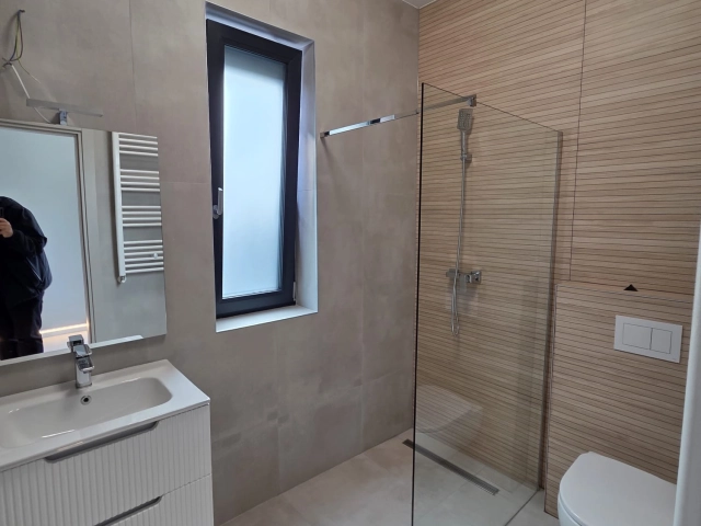 Casa 4 camere - Miroslava