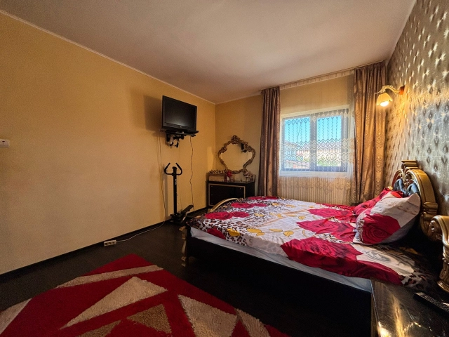 Casa 6 camere - CUG