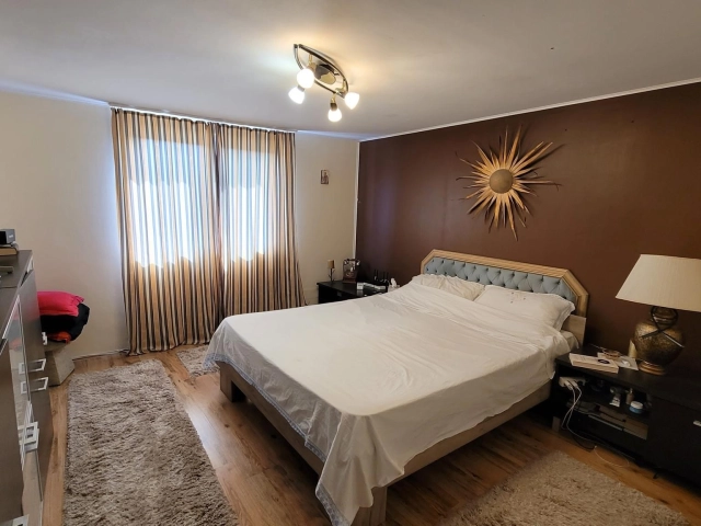 Casa 7 camere - Sararie