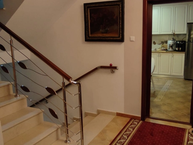 Casa 5 camere - Tatarasi