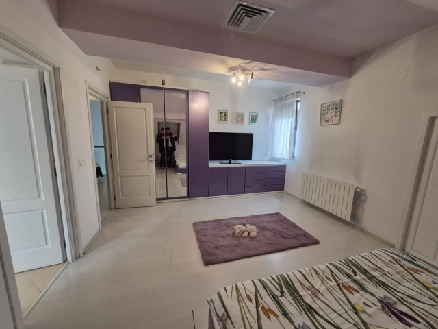 Casa 5 camere - Bucium