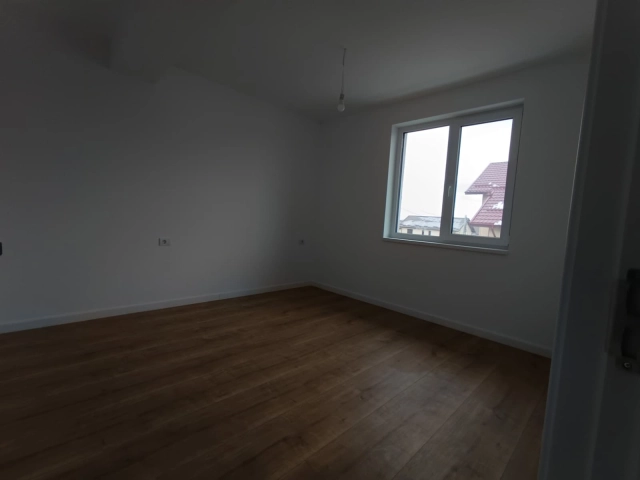 Casa 4 camere - Valea Lupului