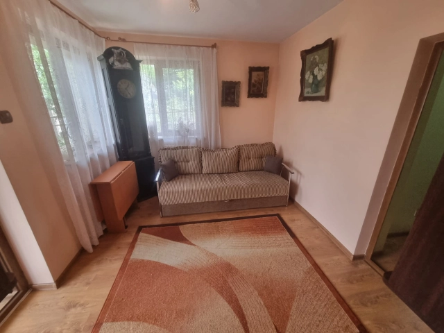 Casa 3 camere - Podul de Fier