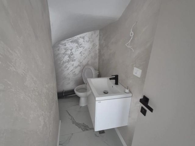 Casa 3 camere - Bucium