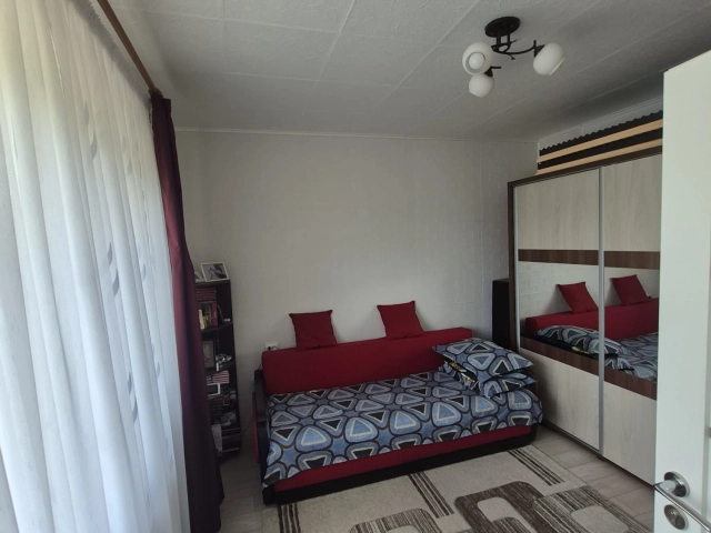 Casa 4 camere - Miroslava