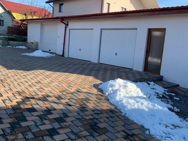 Casa 4 camere - Valea Adanca
