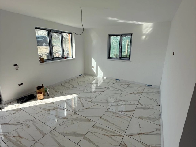 Casa 4 camere - Tomesti