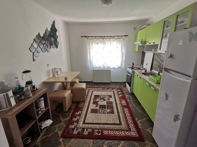 Casa 7 camere - Bucium