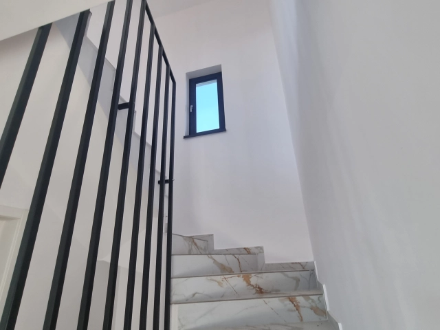 Casa 4 camere - Valea Adanca