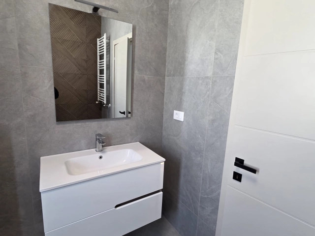 Casa 4 camere - Miroslava