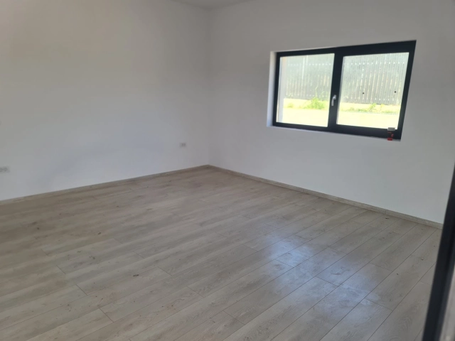 Casa 3 camere - Vorovesti