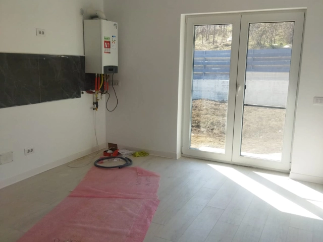 Casa 4 camere - Valea Adanca