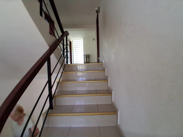 Casa 5 camere - Bucium