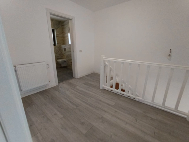 Casa 4 camere - Valea Lupului