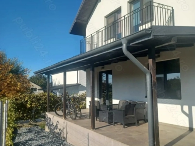 Casa 4 camere - Miroslava