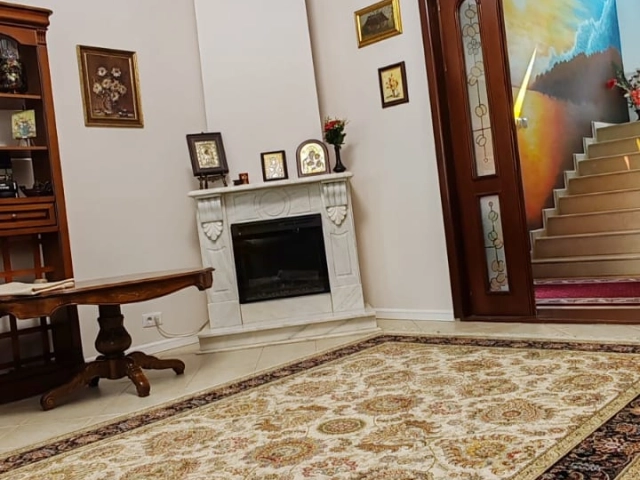 Casa 5 camere - Tatarasi