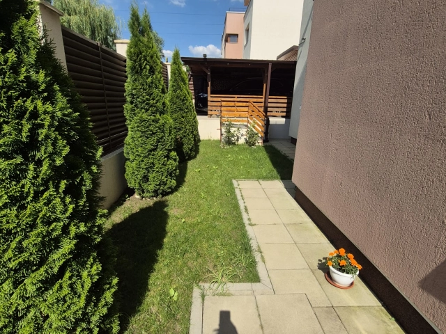 Casa 4 camere - Miroslava