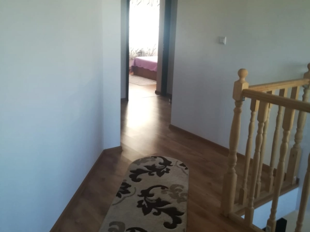 Casa 4 camere - Valea Lupului