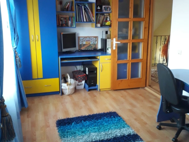 Casa 4 camere - Bucium