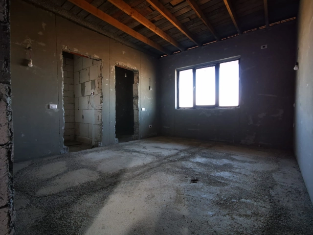 Casa 6 camere - Tomesti