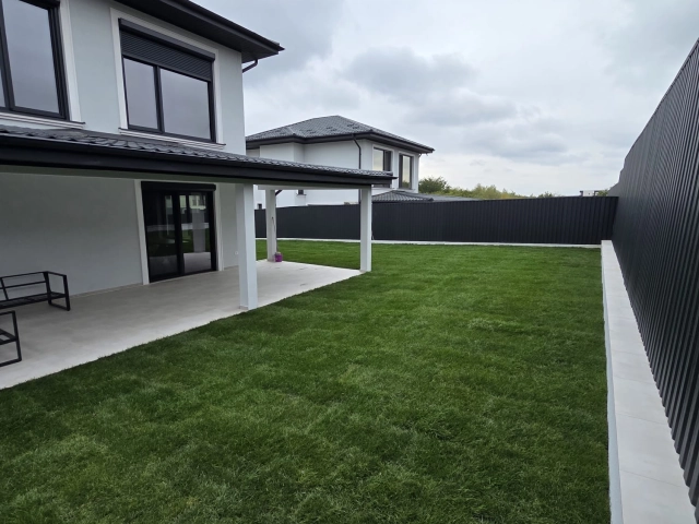 Casa 4 camere - Miroslava