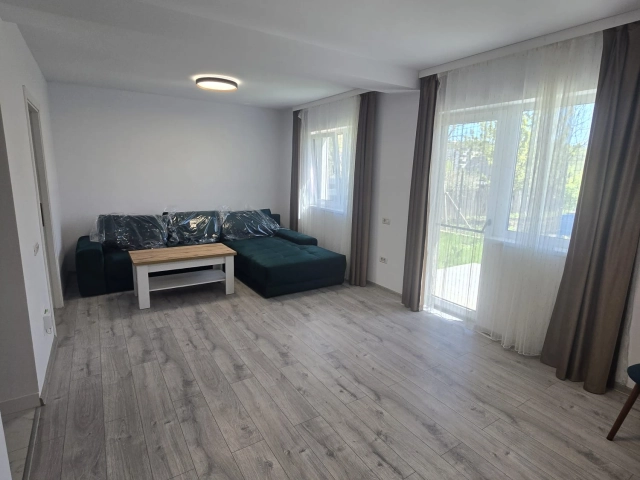 Casa 4 camere - Bucium