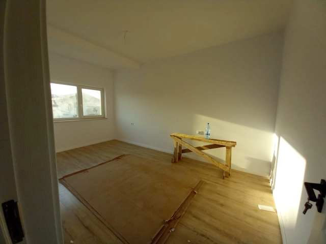 Casa 4 camere - Valea Lupului