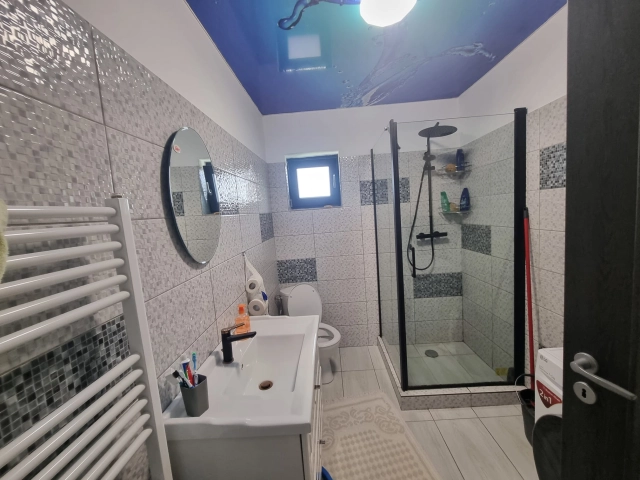 Casa 4 camere - Aroneanu