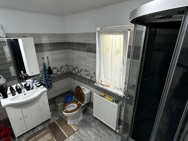 Casa 3 camere - Tomesti