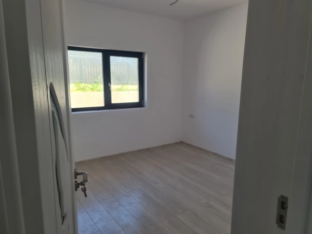 Casa 3 camere - Vorovesti
