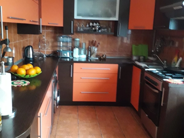 Casa 4 camere - Bucium