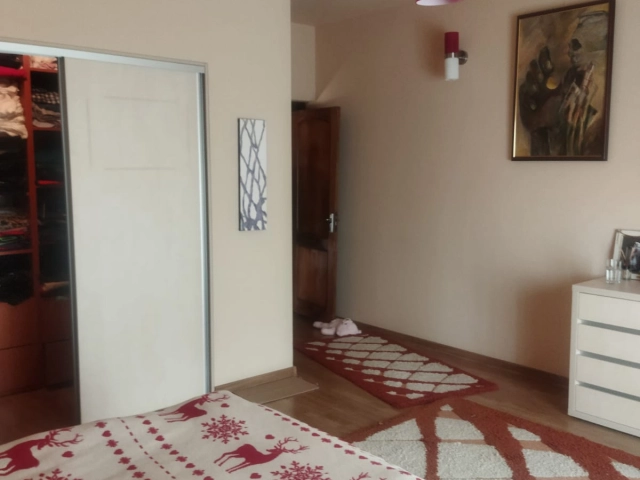 Casa 5 camere - Tatarasi