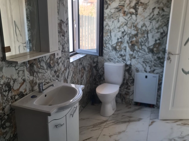 Casa 3 camere - Vorovesti