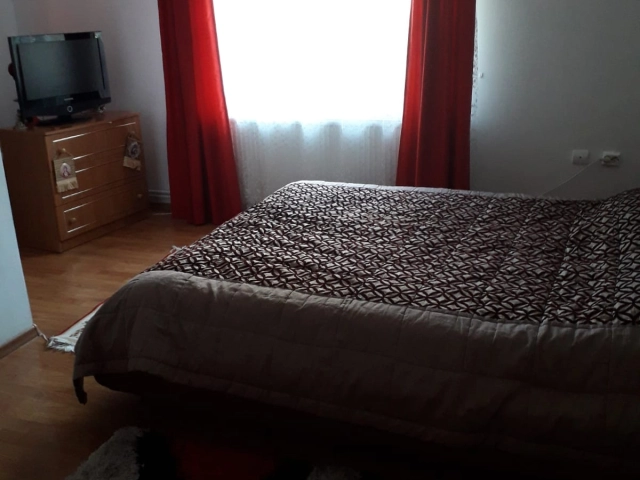 Casa 4 camere - Bucium